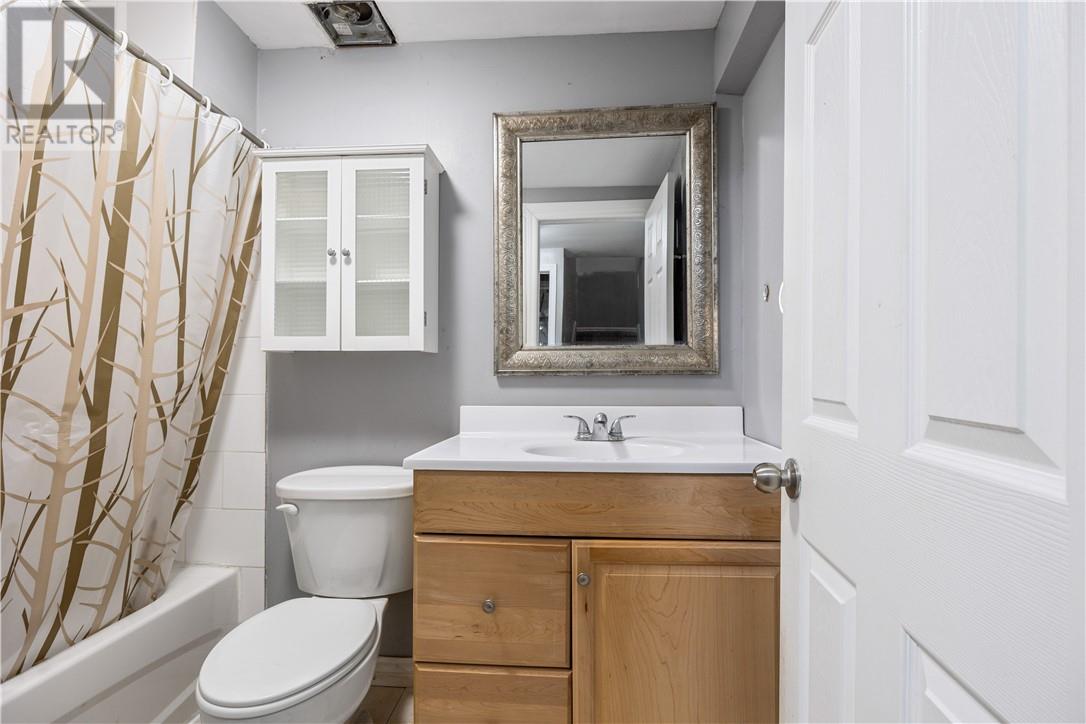 3 Frank Street Property Photo 24