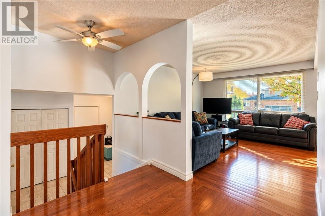 226 Mcnaughton Avenue Property Photo 3