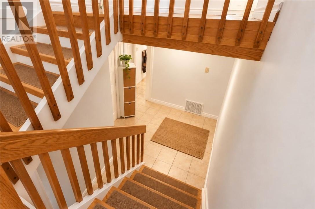 226 Mcnaughton Avenue Property Photo 22