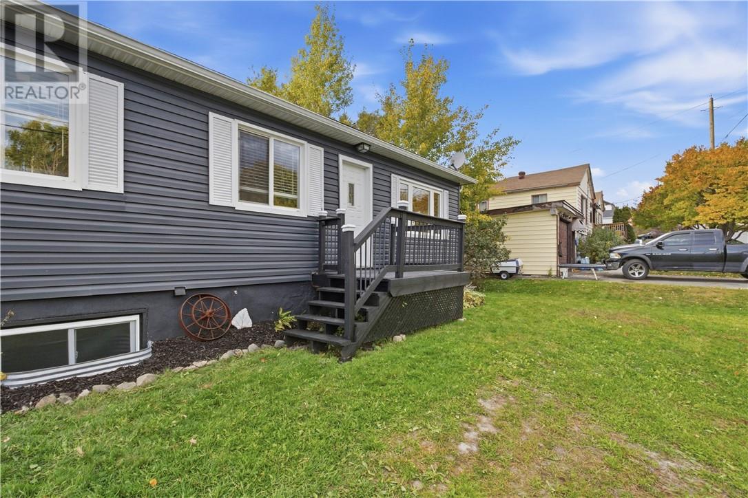 1241 Rideau Property Photo 3
