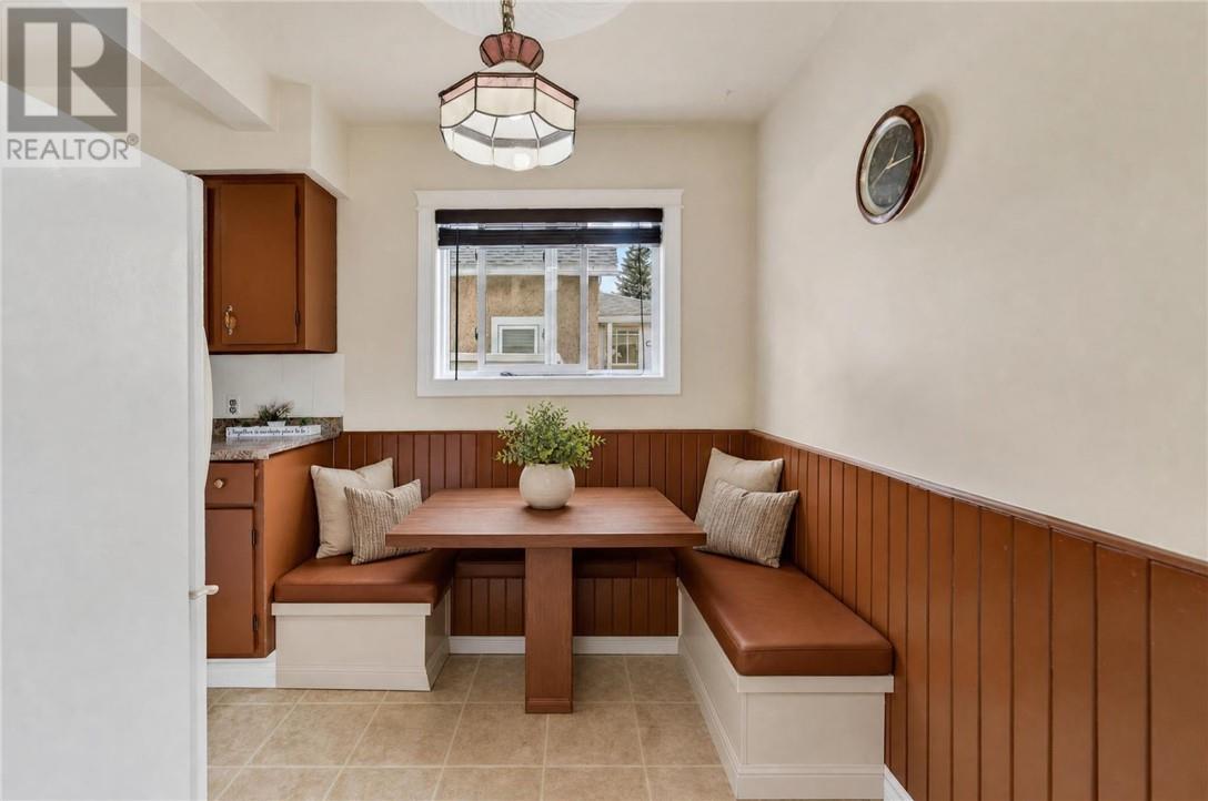 552 Pine Street Property Photo 20