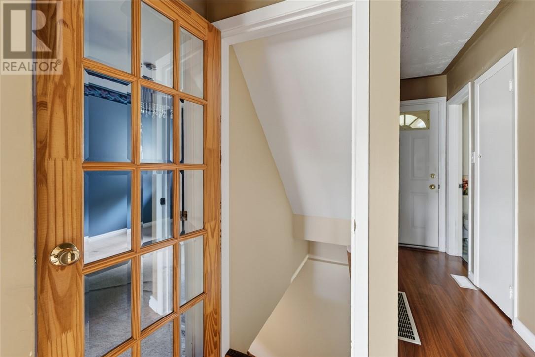 552 Pine Street Property Photo 44