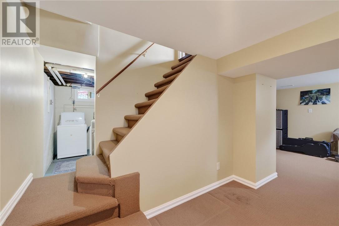 552 Pine Street Property Photo 45