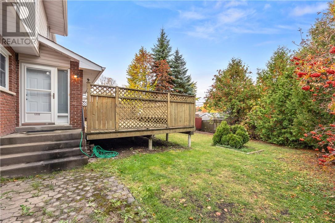 1231 Montrose Avenue Property Photo 40