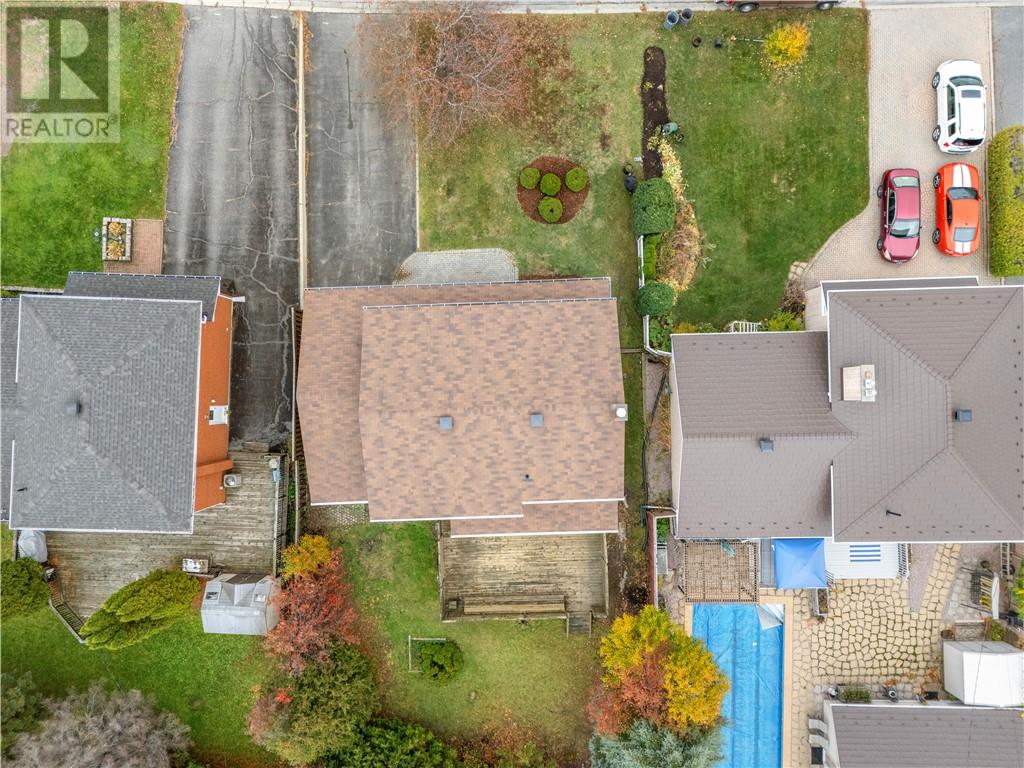1231 Montrose Avenue Property Photo 42
