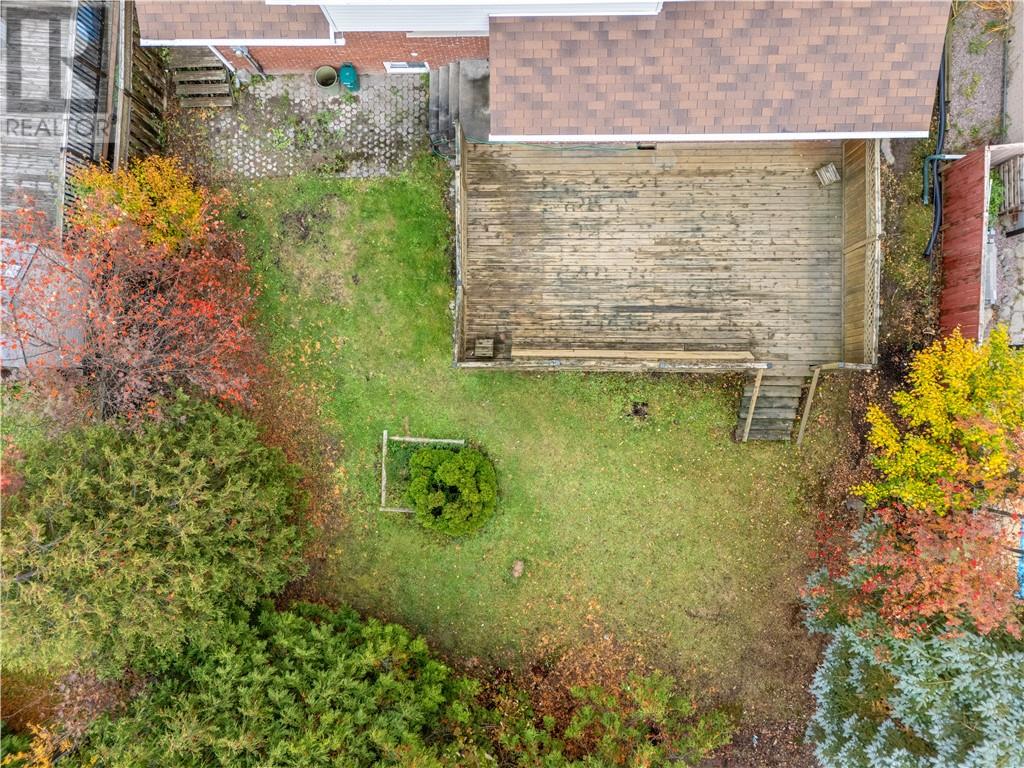 1231 Montrose Avenue Property Photo 43