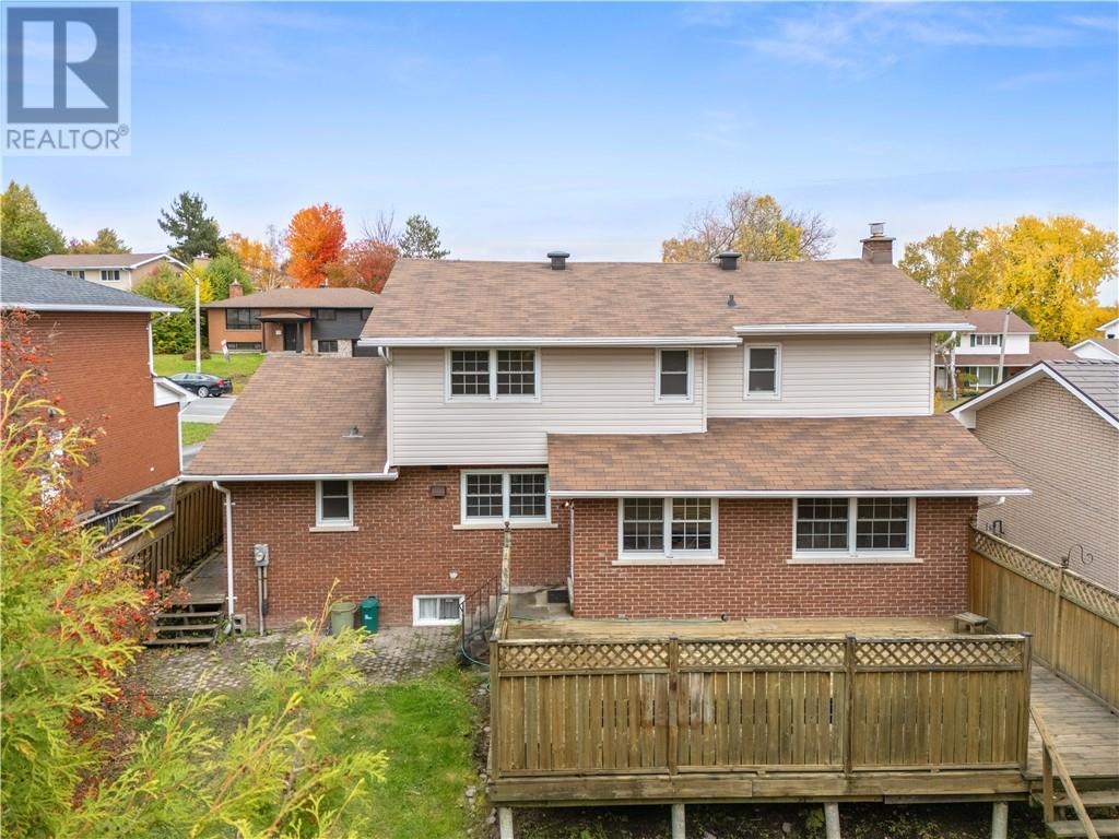 1231 Montrose Avenue Property Photo 44