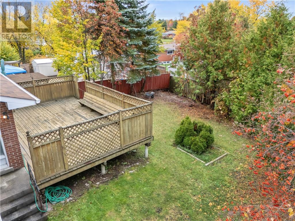 1231 Montrose Avenue Property Photo 46