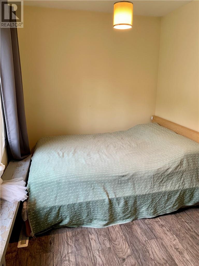 889 Adelaide Street Property Photo 20