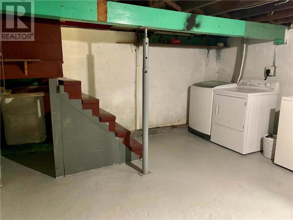 889 Adelaide Street Property Photo 25