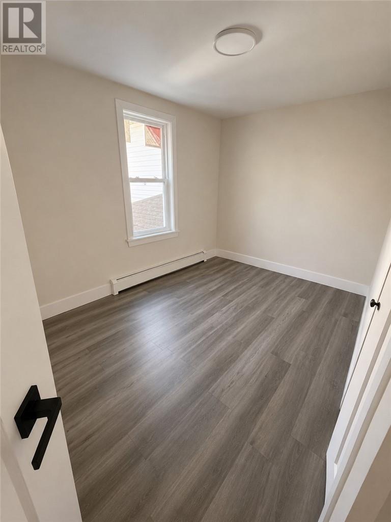 139 Bloor Street Unit# 1 Property Photo 6