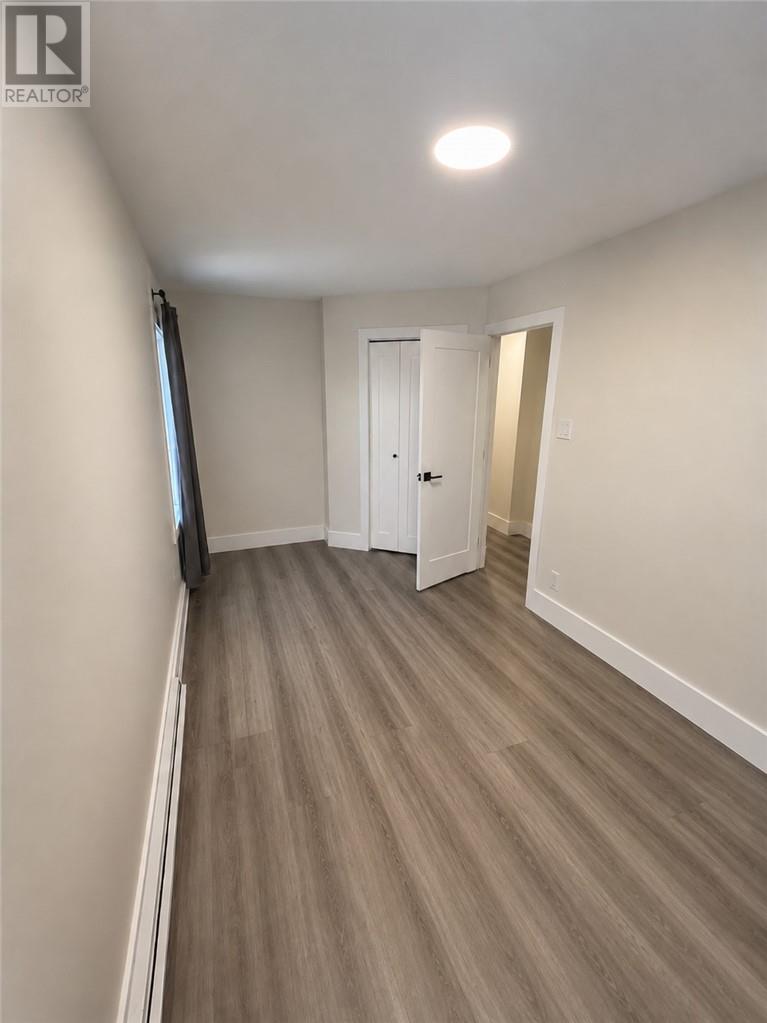 139 Bloor Street Unit# 1 Property Photo 11