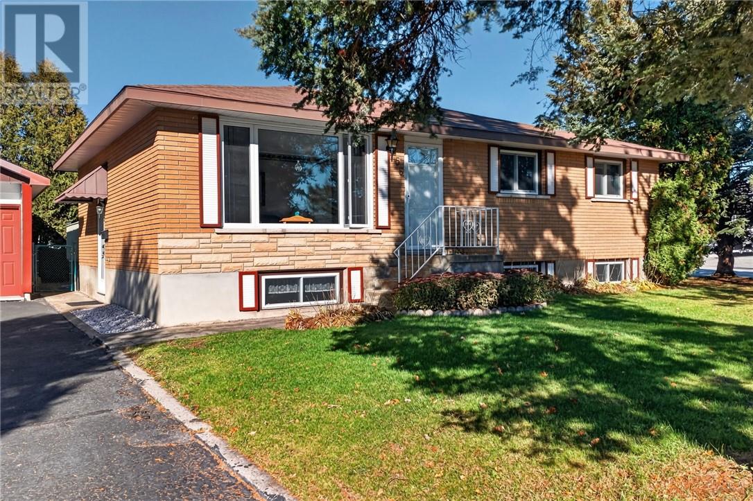 256 Eva Street Property Photo 2