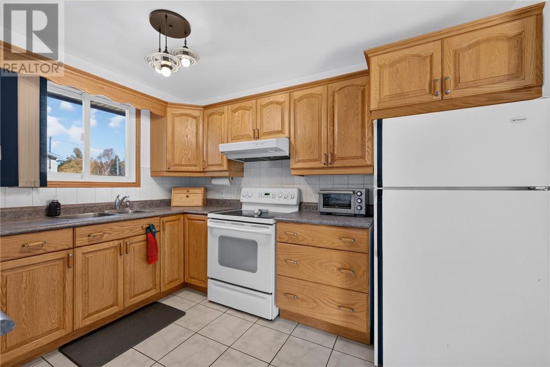 256 Eva Street Property Photo 14