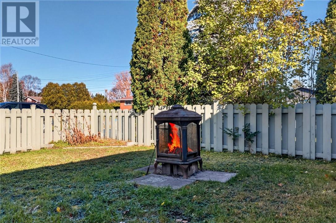 256 Eva Street Property Photo 23