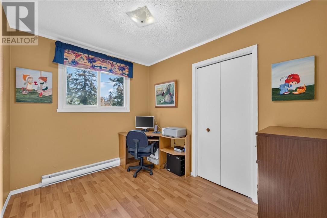 256 Eva Street Property Photo 30