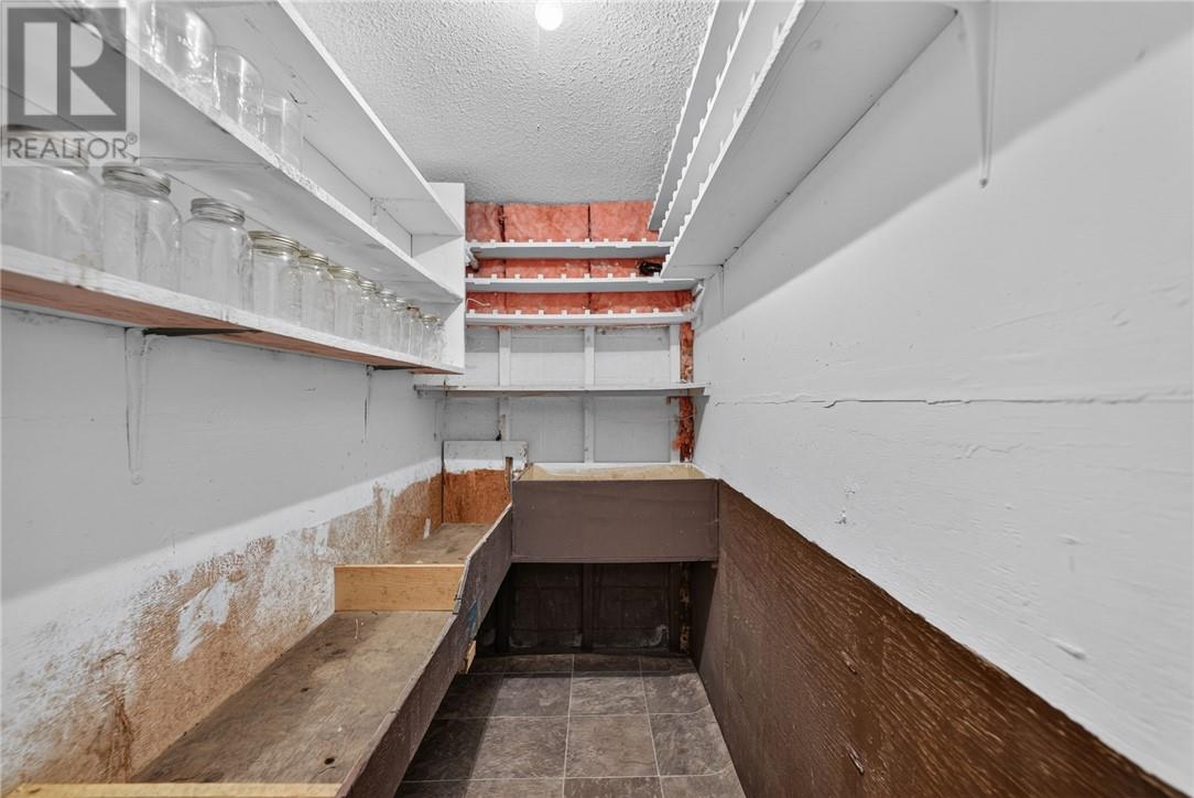 256 Eva Street Property Photo 51