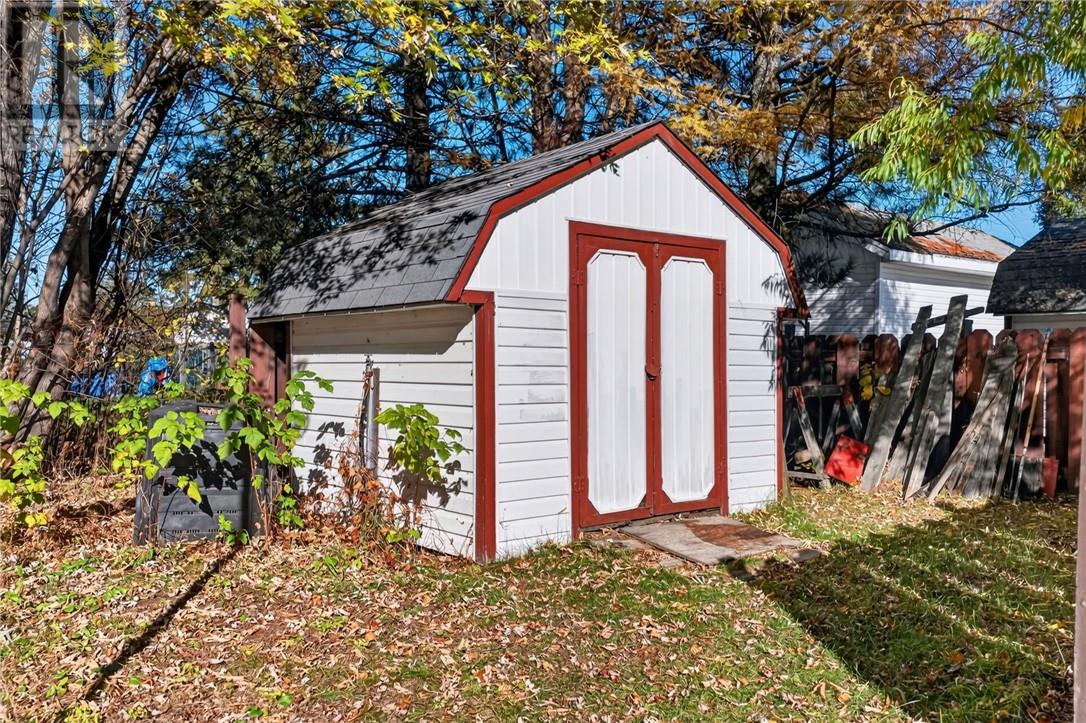 256 Eva Street Property Photo 59
