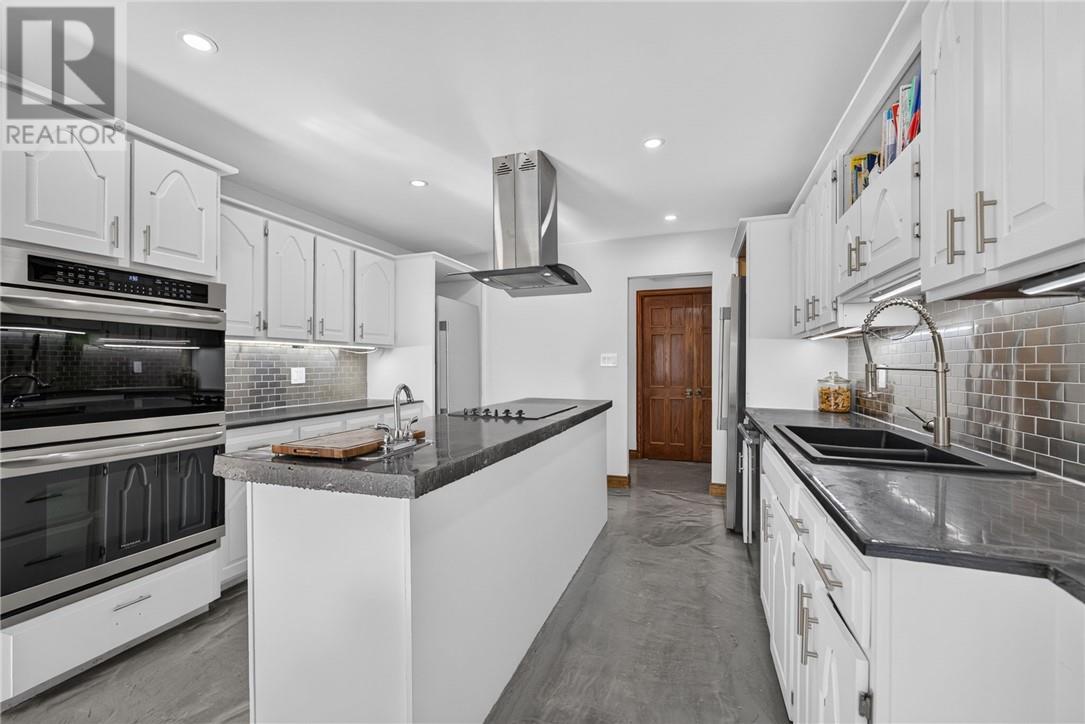 37 Thorncliffe Court Property Photo 14