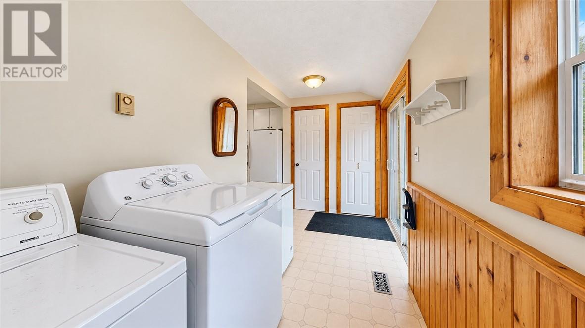 17a Silver Bay Road Property Photo 17