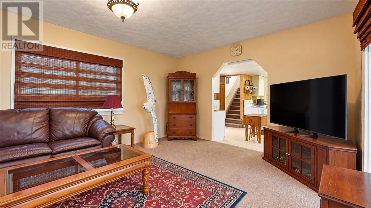 17a Silver Bay Road Property Photo 22