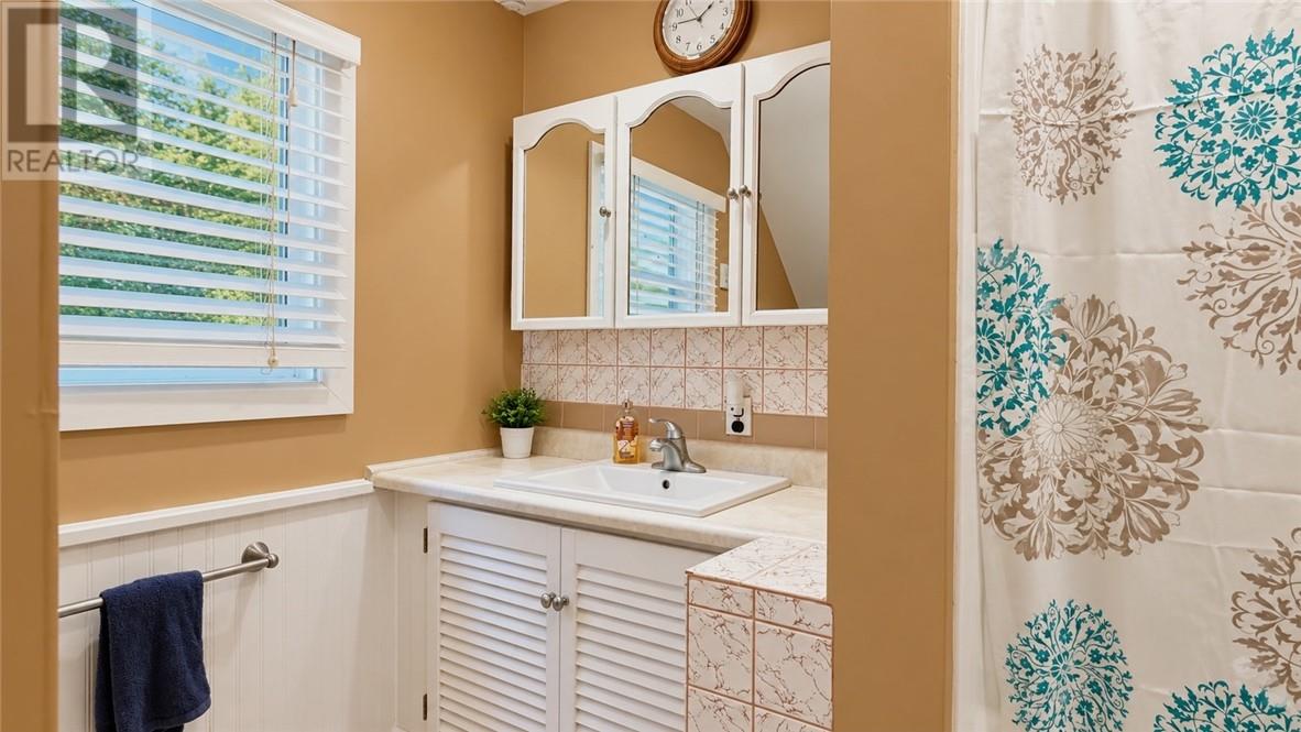 17a Silver Bay Road Property Photo 34