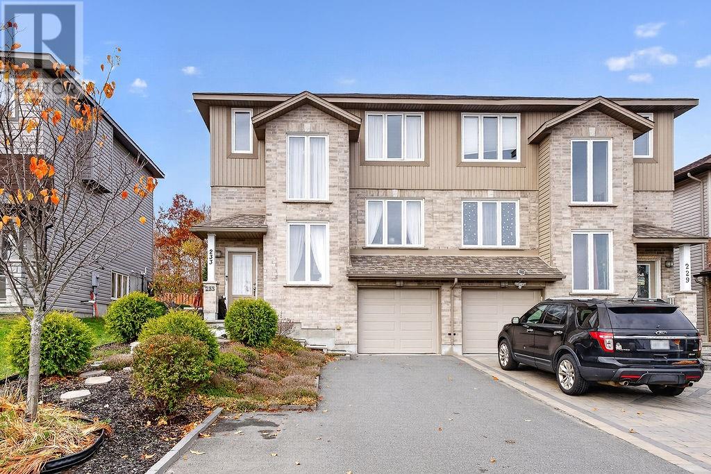 233 Billiards Way Property Photo 1