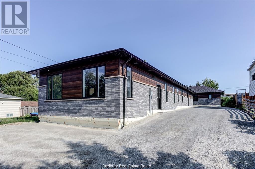 2054 Bancroft Drive Property Photo 1