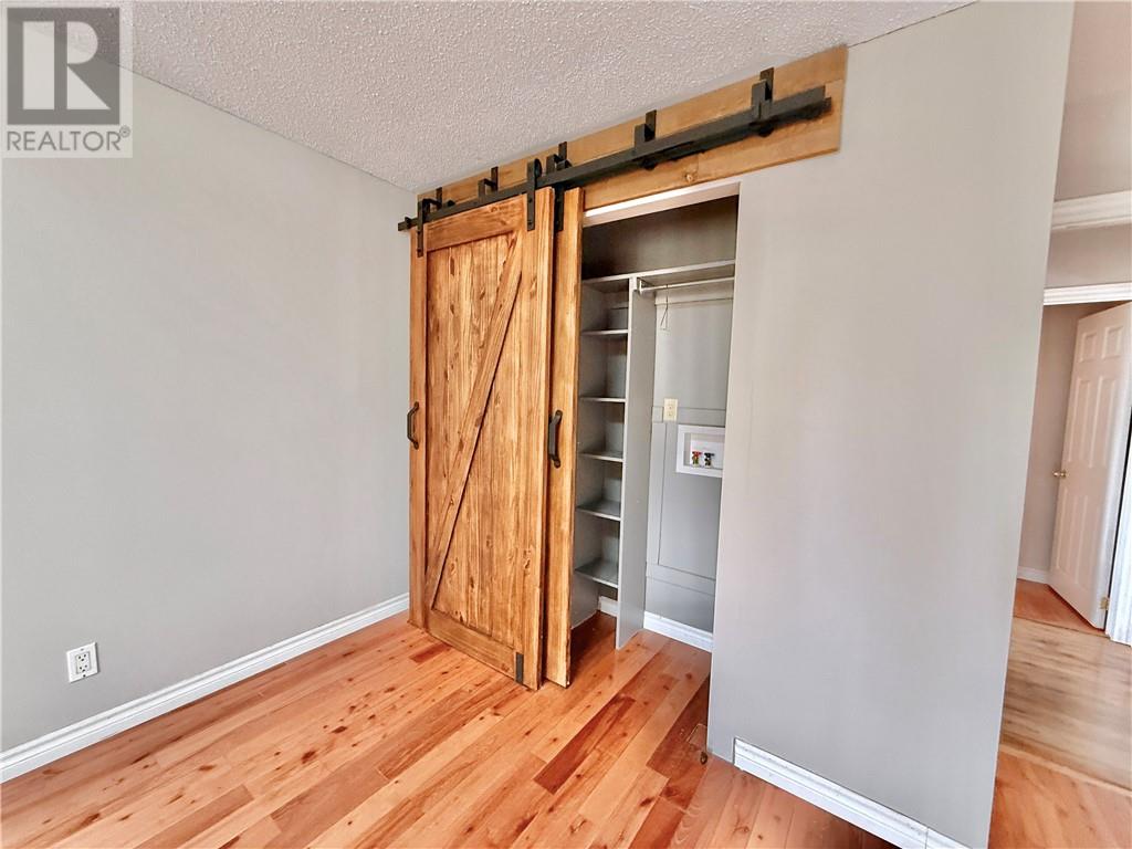 2308 Josephine Street Property Photo 5