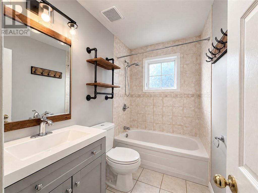 2308 Josephine Street Property Photo 11