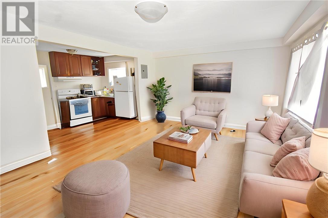 2005 Richard Street Property Photo 9