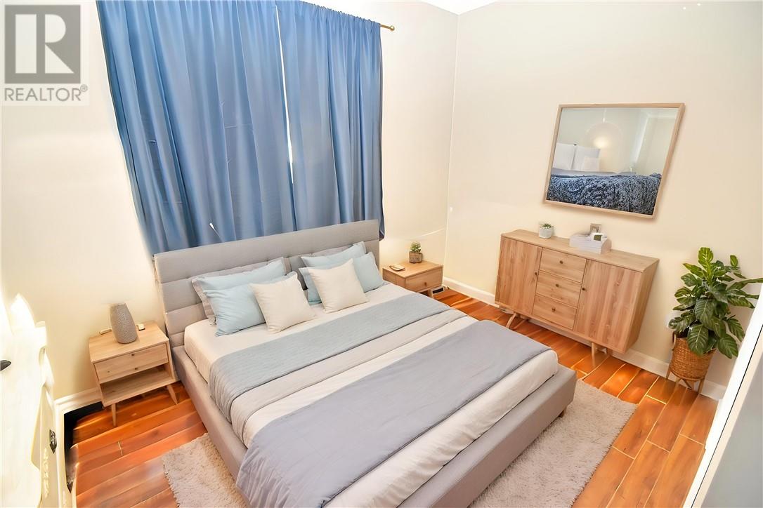 2005 Richard Street Property Photo 23