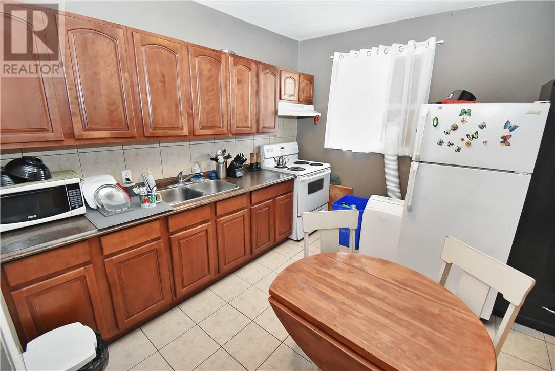 2005 Richard Street Property Photo 26