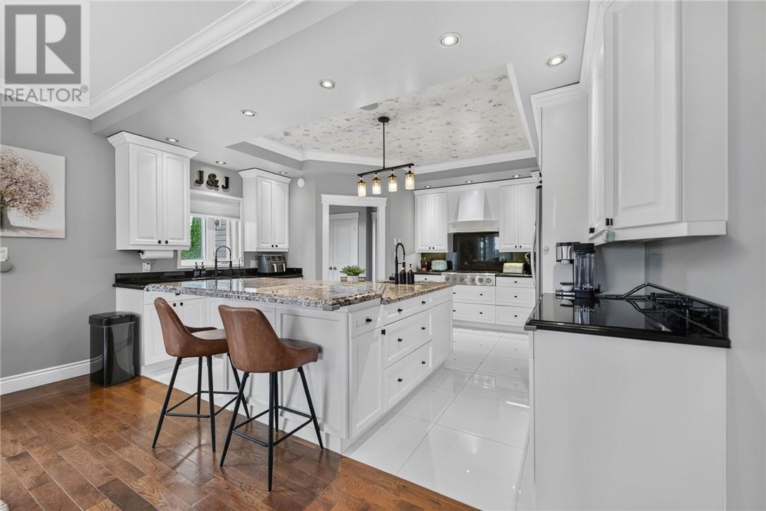11 Kingsview Drive Property Photo 17