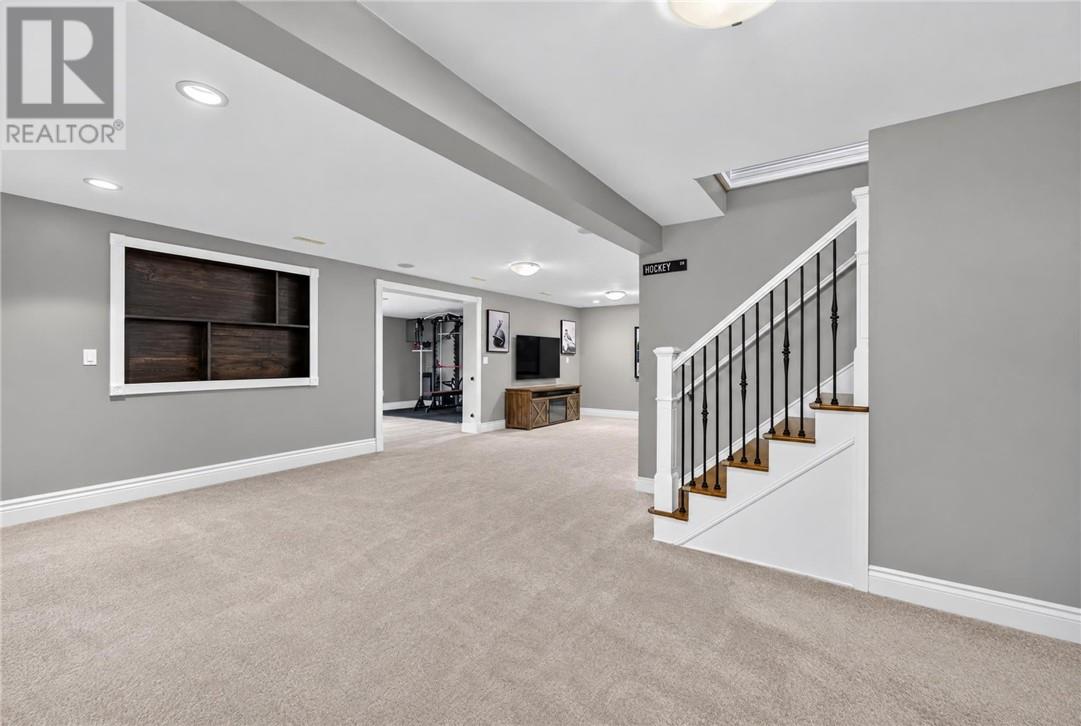 11 Kingsview Drive Property Photo 47