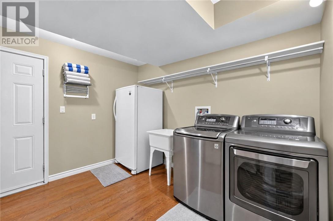 11 Kingsview Drive Property Photo 57