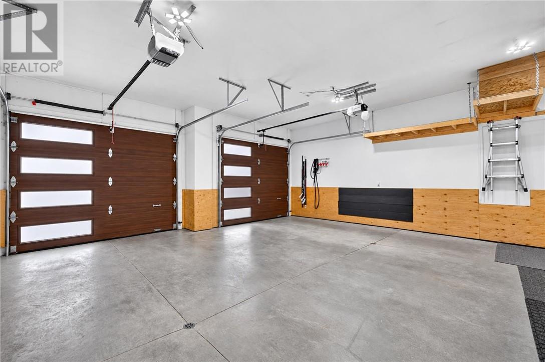 11 Kingsview Drive Property Photo 62