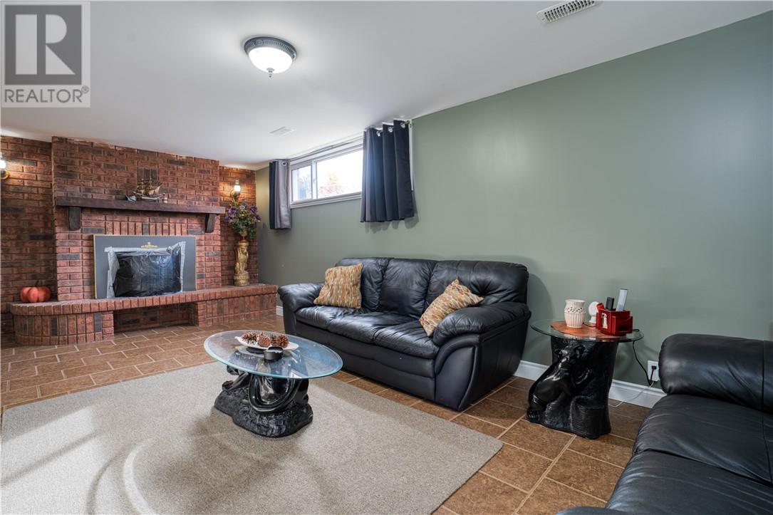 2 Young Property Photo 16