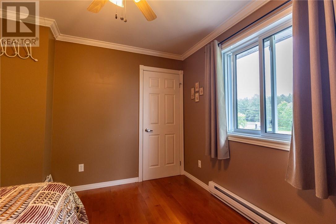 584 Mead Boulevard Property Photo 24