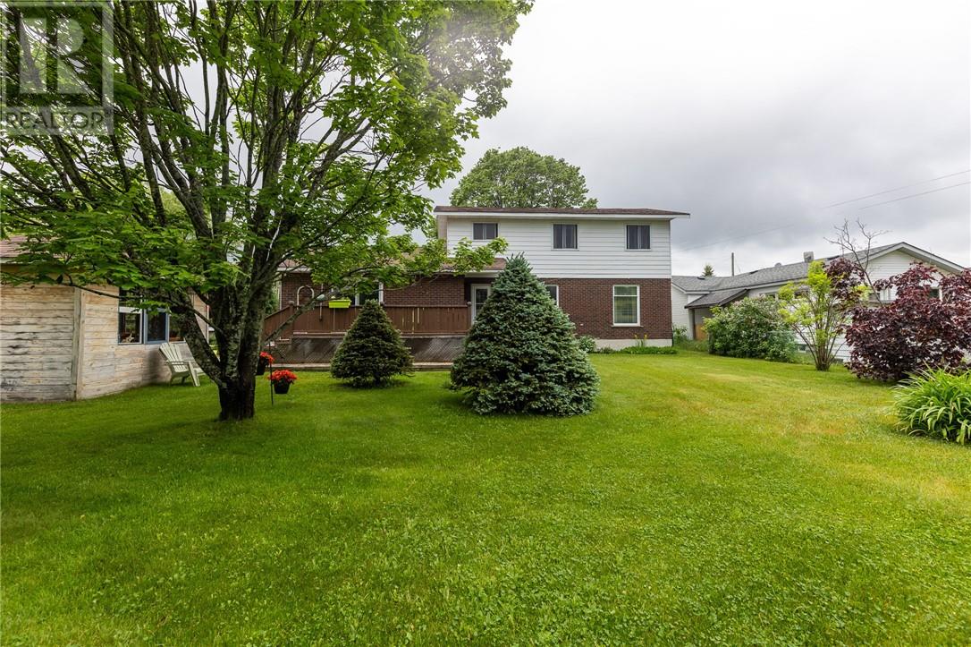 584 Mead Boulevard Property Photo 46