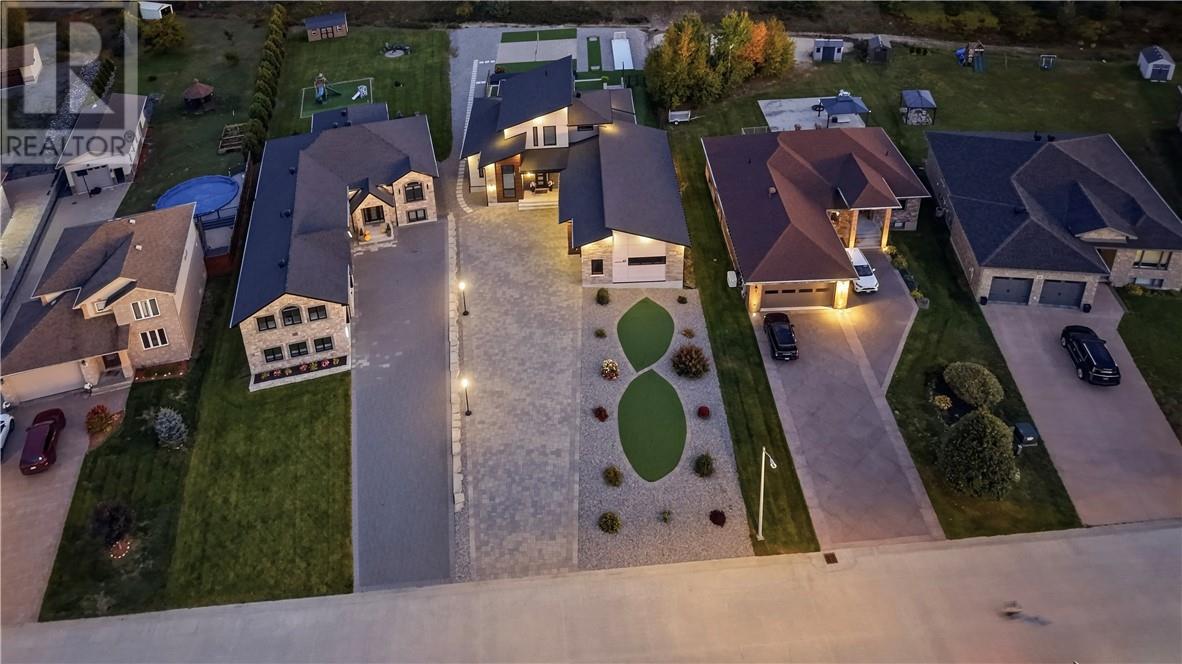 41 Greenway Drive Property Photo 96