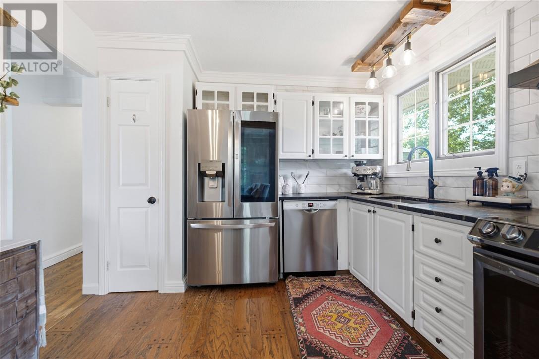 4663 Guy Avenue Property Photo 11