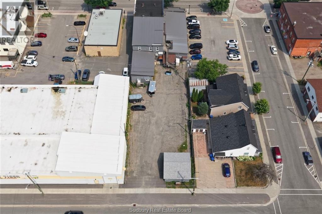 209 King Street Property Photo 3