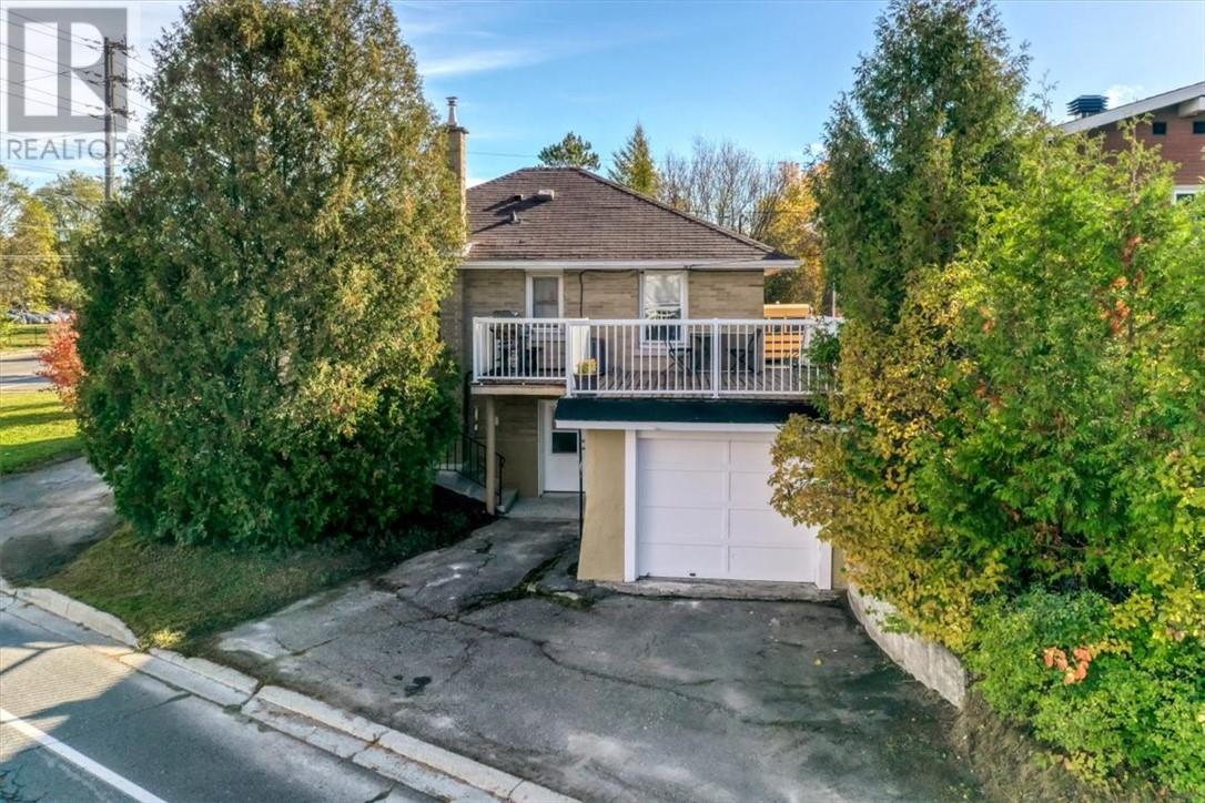 647 Whittaker Street Property Photo 7