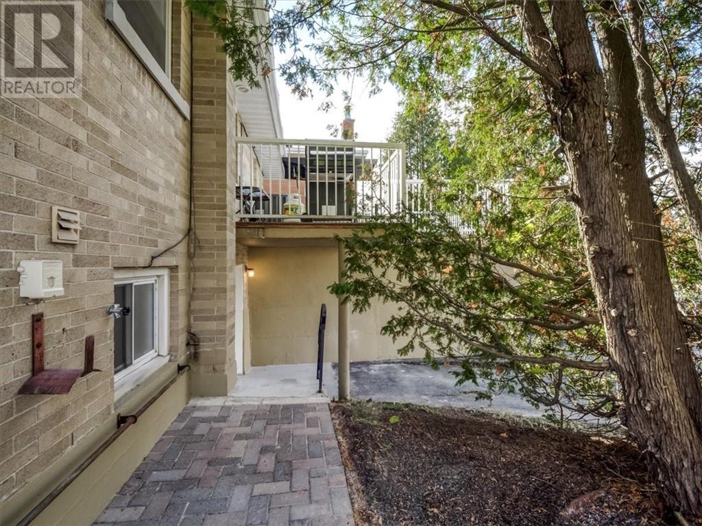 647 Whittaker Street Property Photo 11