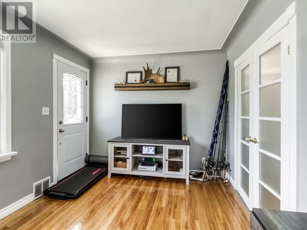 647 Whittaker Street Property Photo 16