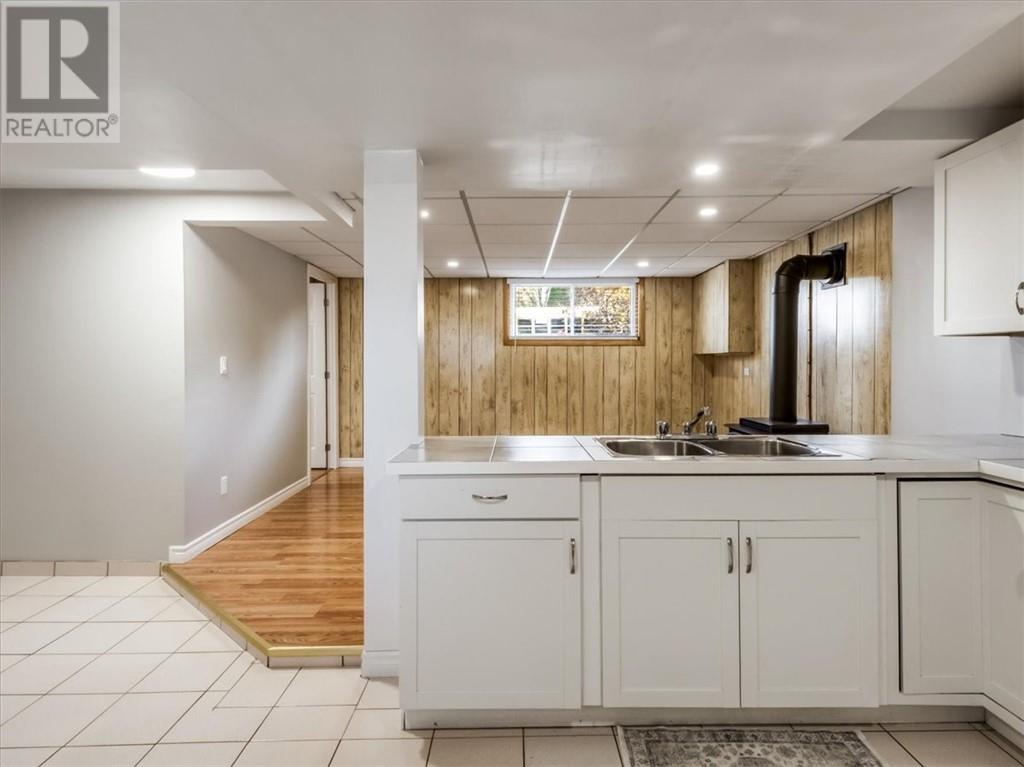 647 Whittaker Street Property Photo 28