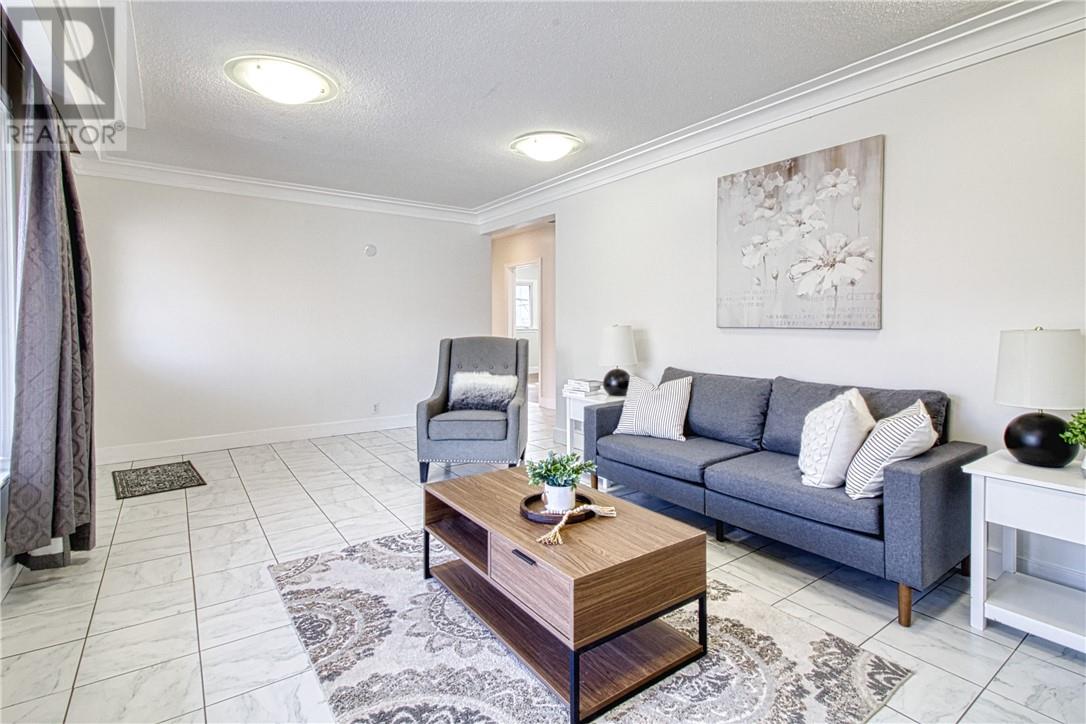 51 Mackenzie Street Property Photo 5