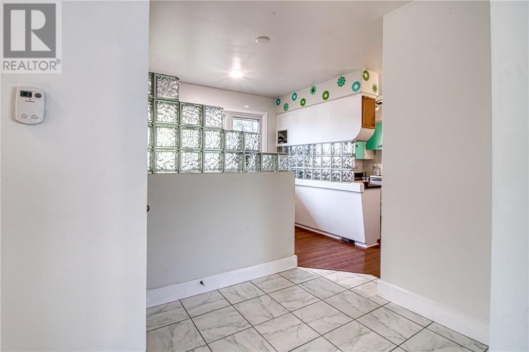 51 Mackenzie Street Property Photo 10