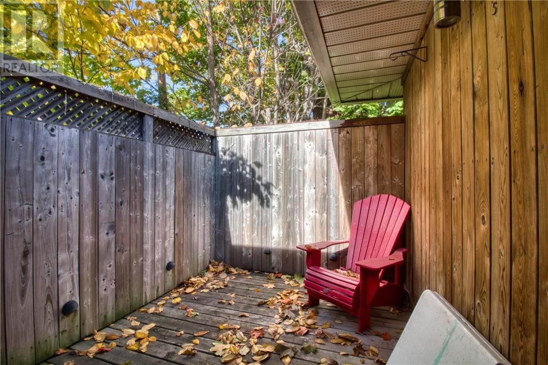 51 Mackenzie Street Property Photo 18